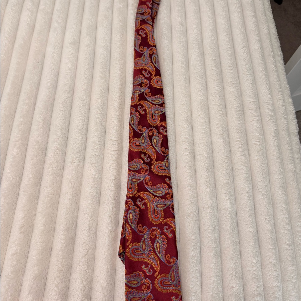Paisley Red Men's Tie